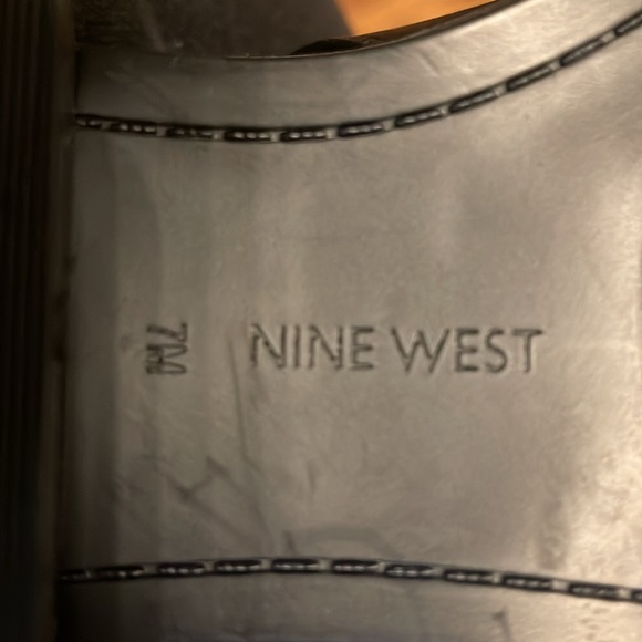 Nine West ankle boots with embellishments - Picture 11 of 11